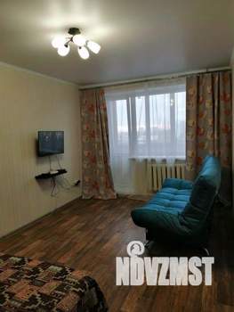 1-к квартира, посуточно, 42м2, 1/1 этаж