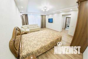 1-к квартира, посуточно, 50м2, 3/10 этаж