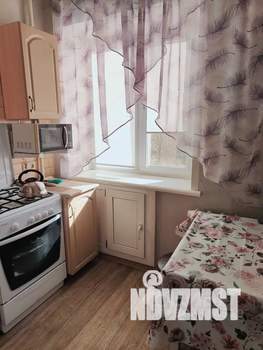 1-к квартира, посуточно, 33м2, 2/9 этаж