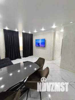 1-к квартира, посуточно, 50м2, 8/25 этаж