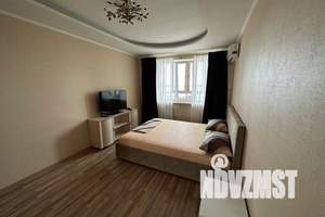 1-к квартира, посуточно, 56м2, 15/18 этаж