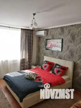 1-к квартира, посуточно, 40м2, 3/10 этаж
