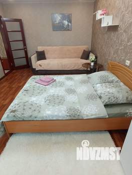 1-к квартира, посуточно, 37м2, 4/9 этаж