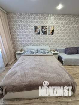 1-к квартира, посуточно, 35м2, 9/9 этаж