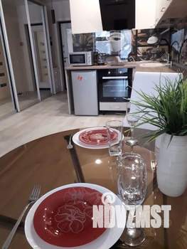 Студия квартира, посуточно, 32м2, 13/25 этаж