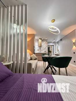 Студия квартира, посуточно, 32м2, 5/10 этаж