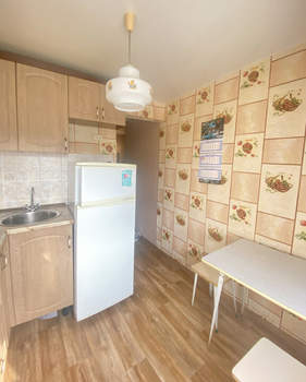 3-к квартира, на длительный срок, 64м2, 2/5 этаж