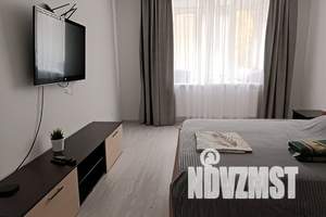 1-к квартира, посуточно, 40м2, 1/18 этаж