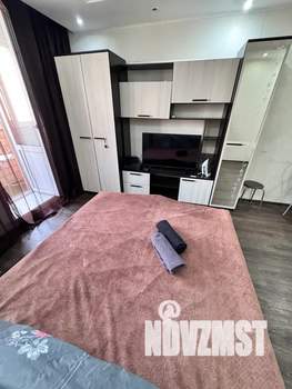 Студия квартира, посуточно, 30м2, 3/10 этаж