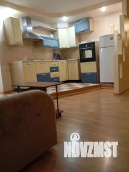 3-к квартира, посуточно, 71м2, 2/10 этаж