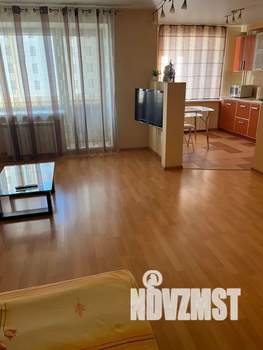 Студия квартира, посуточно, 45м2, 5/10 этаж