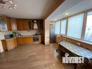 2-к квартира, посуточно, 65м2, 8/10 этаж