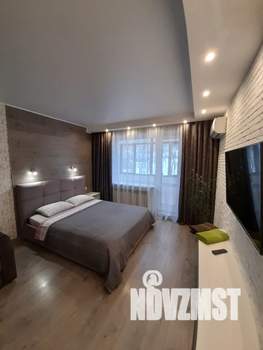 1-к квартира, посуточно, 40м2, 3/9 этаж