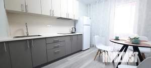 1-к квартира, посуточно, 39м2, 8/19 этаж