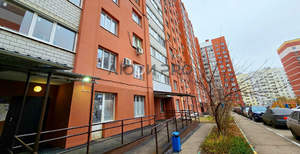 Студия квартира, на длительный срок, 37м2, 13/14 этаж