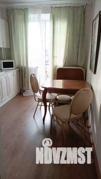 1-к квартира, посуточно, 38м2, 6/14 этаж