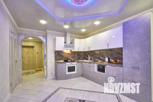 2-к квартира, посуточно, 42м2, 3/25 этаж