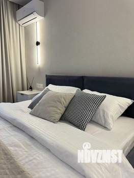 1-к квартира, посуточно, 40м2, 7/10 этаж