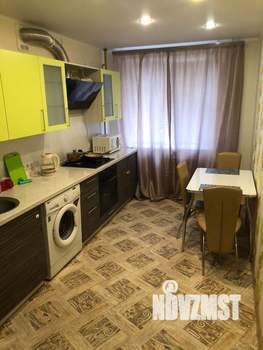 1-к квартира, посуточно, 40м2, 1/10 этаж