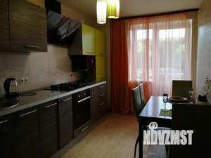 1-к квартира, посуточно, 40м2, 8/10 этаж