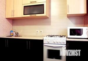 1-к квартира, посуточно, 42м2, 10/10 этаж