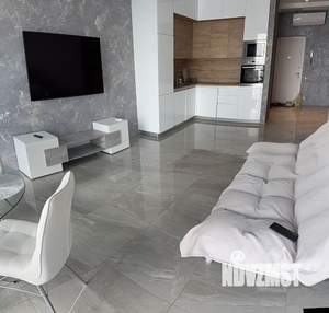 1-к квартира, посуточно, 67м2, 33/37 этаж