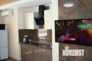 2-к квартира, посуточно, 47м2, 3/23 этаж