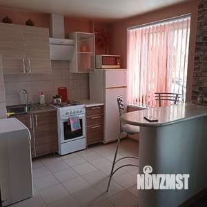 1-к квартира, посуточно, 32м2, 1/9 этаж