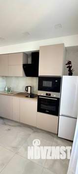 1-к квартира, посуточно, 47м2, 18/25 этаж