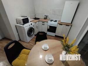 1-к квартира, посуточно, 34м2, 1/1 этаж