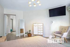 1-к квартира, посуточно, 42м2, 7/7 этаж