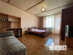 3-к квартира, посуточно, 88м2, 9/10 этаж