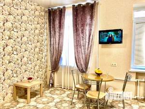 Студия квартира, посуточно, 31м2, 1/6 этаж