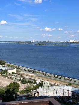 Студия квартира, посуточно, 32м2, 13/25 этаж