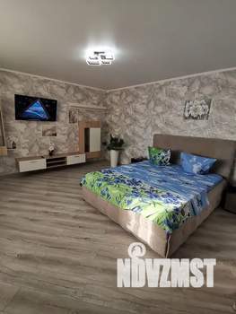 Студия квартира, посуточно, 40м2, 8/10 этаж