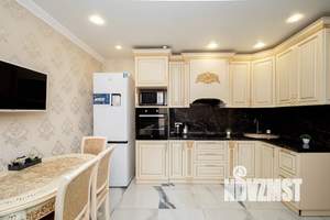 1-к квартира, посуточно, 43м2, 4/25 этаж