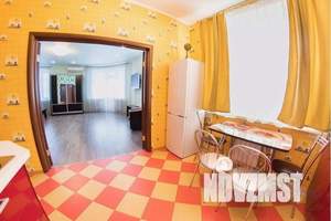 1-к квартира, посуточно, 50м2, 7/10 этаж