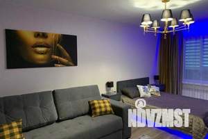 1-к квартира, посуточно, 42м2, 1/10 этаж