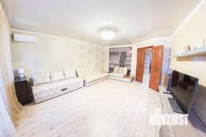 2-к квартира, посуточно, 65м2, 4/10 этаж