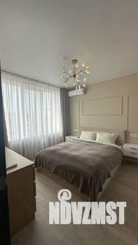 1-к квартира, посуточно, 43м2, 11/19 этаж