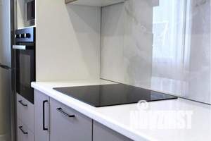 1-к квартира, посуточно, 45м2, 9/16 этаж