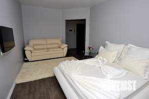 1-к квартира, посуточно, 50м2, 6/12 этаж