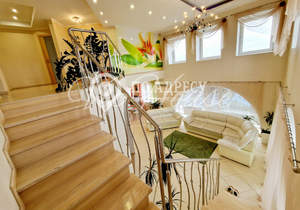 6-к квартира, на длительный срок, 202м2, 11/12 этаж