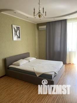 1-к квартира, посуточно, 39м2, 3/20 этаж