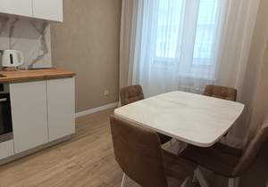 1-к квартира, на длительный срок, 38м2, 21/25 этаж