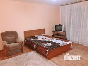 Студия квартира, посуточно, 34м2, 7/10 этаж