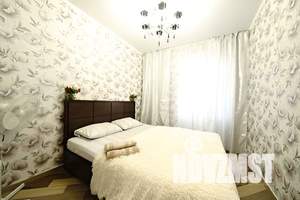 2-к квартира, посуточно, 65м2, 18/25 этаж