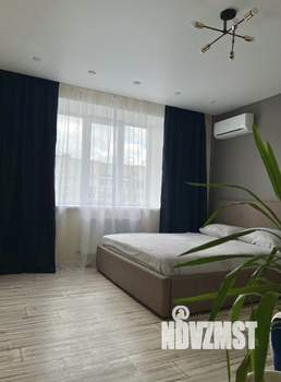 1-к квартира, посуточно, 43м2, 10/17 этаж