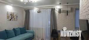 Студия квартира, посуточно, 40м2, 2/5 этаж