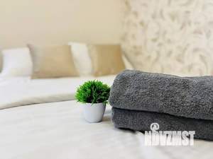 Студия квартира, посуточно, 40м2, 10/25 этаж